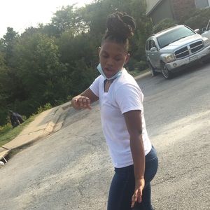 Meet your Posher, Zoe